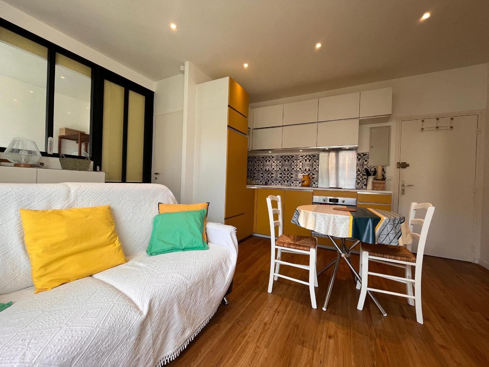 Appartement Lumineux 1 Chambre Au Coeur De Saint-Jean-De-Luz, Proche Plage Et Halles - Fr-1-239-890 Luaran gambar